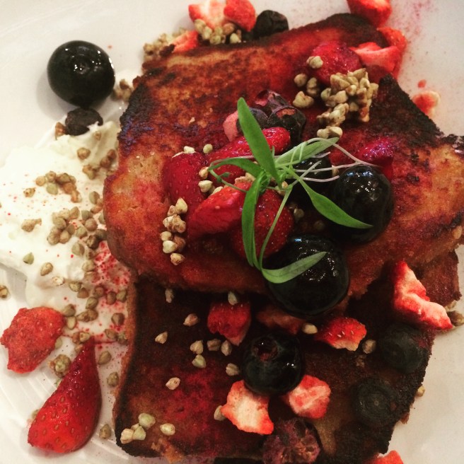 French toast, blueberries, strawberries, creme fraiche, buckinis - Mastic, Kew